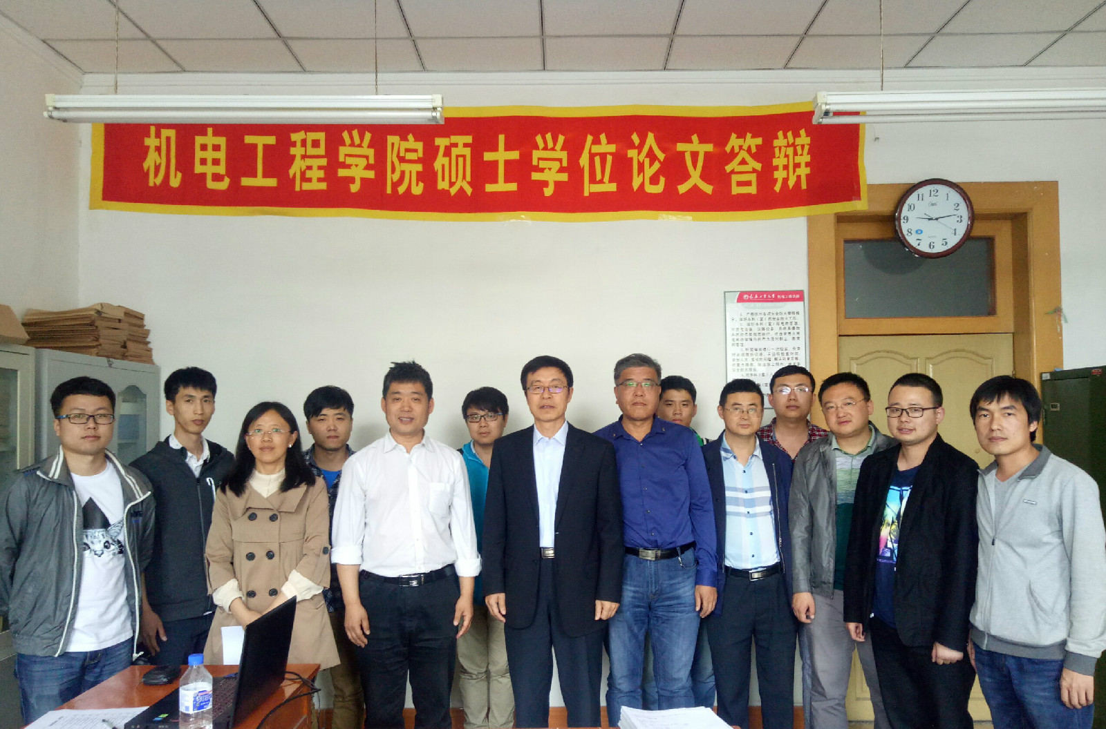 侯建文传 答辩第一组照片 2017-06-05.jpg