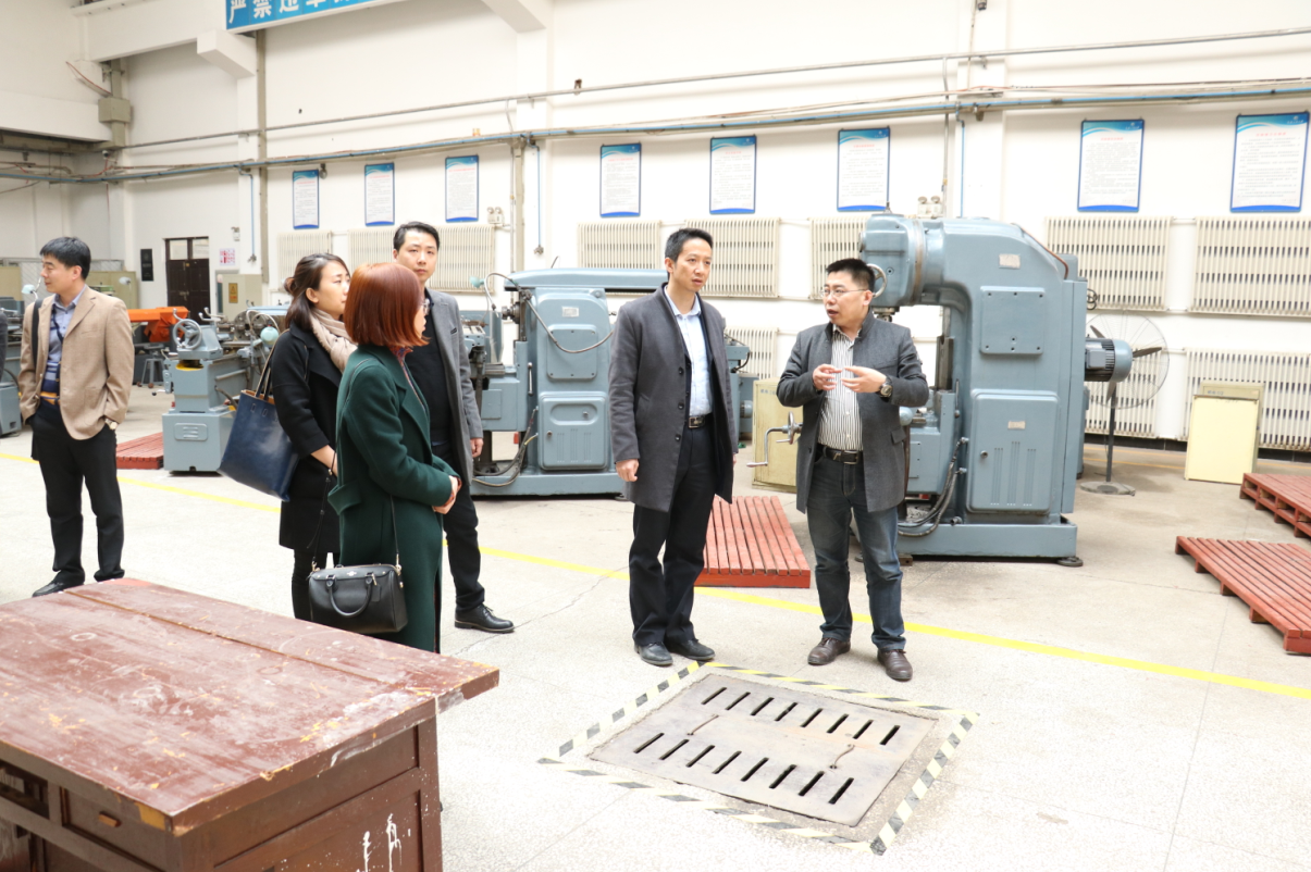 TC{UED8GYL72FP@){UBIUNU.png TC{UED8GYL72FP@){UBIUNU.png